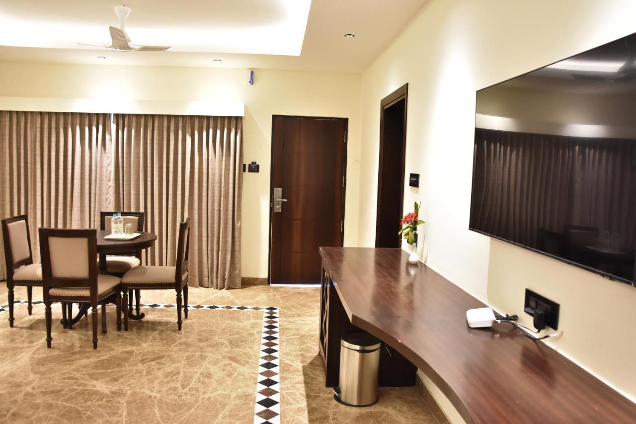 Poppys Vista Hotel Thirumurugan Poondi Kültér fotó