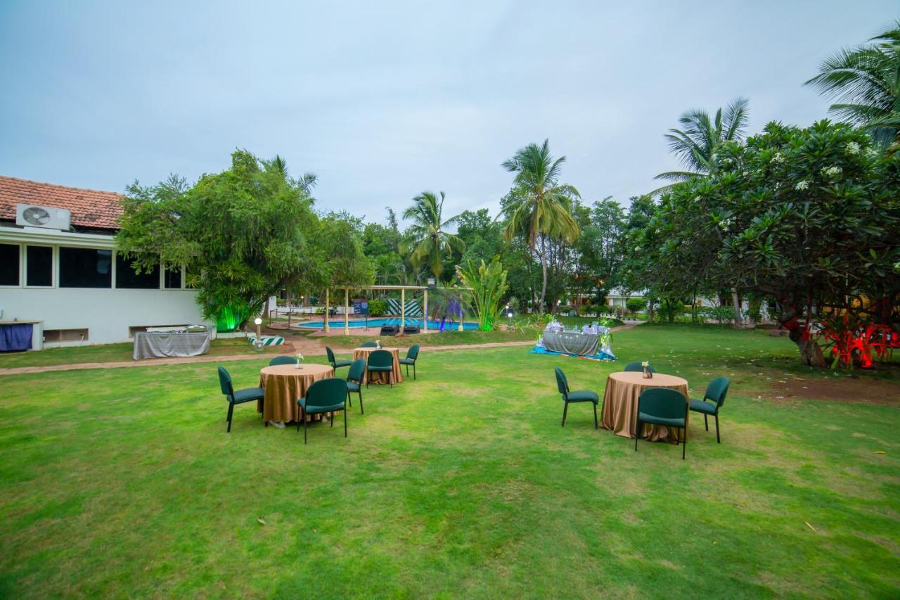 Poppys Vista Hotel Thirumurugan Poondi Kültér fotó