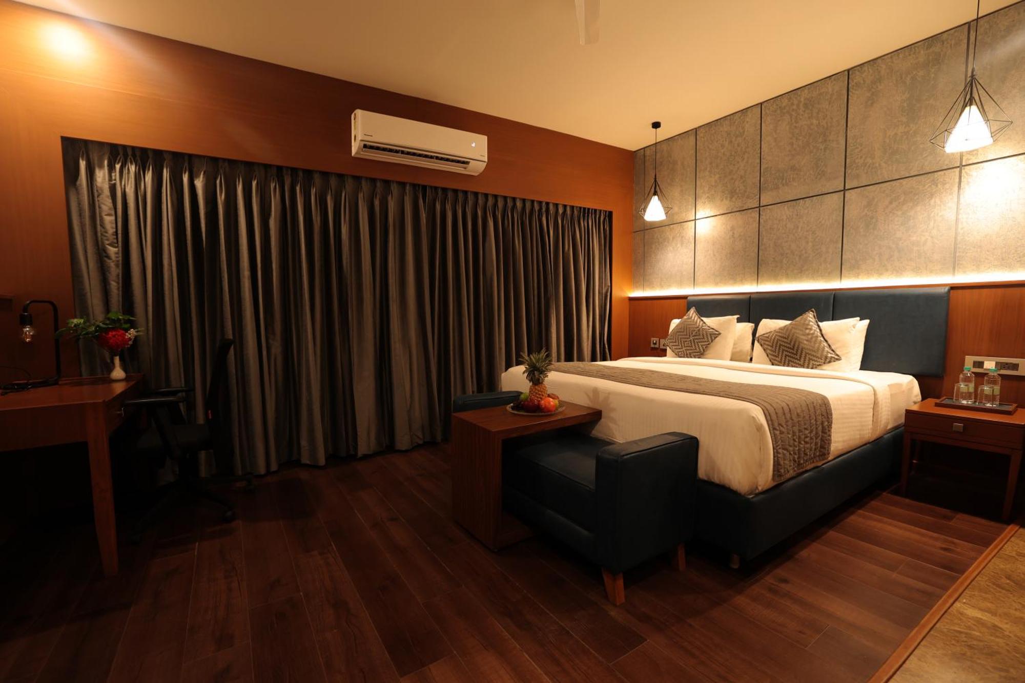 Poppys Vista Hotel Thirumurugan Poondi Kültér fotó